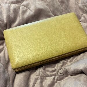 Mele gold earring case. Vintage and beautiful